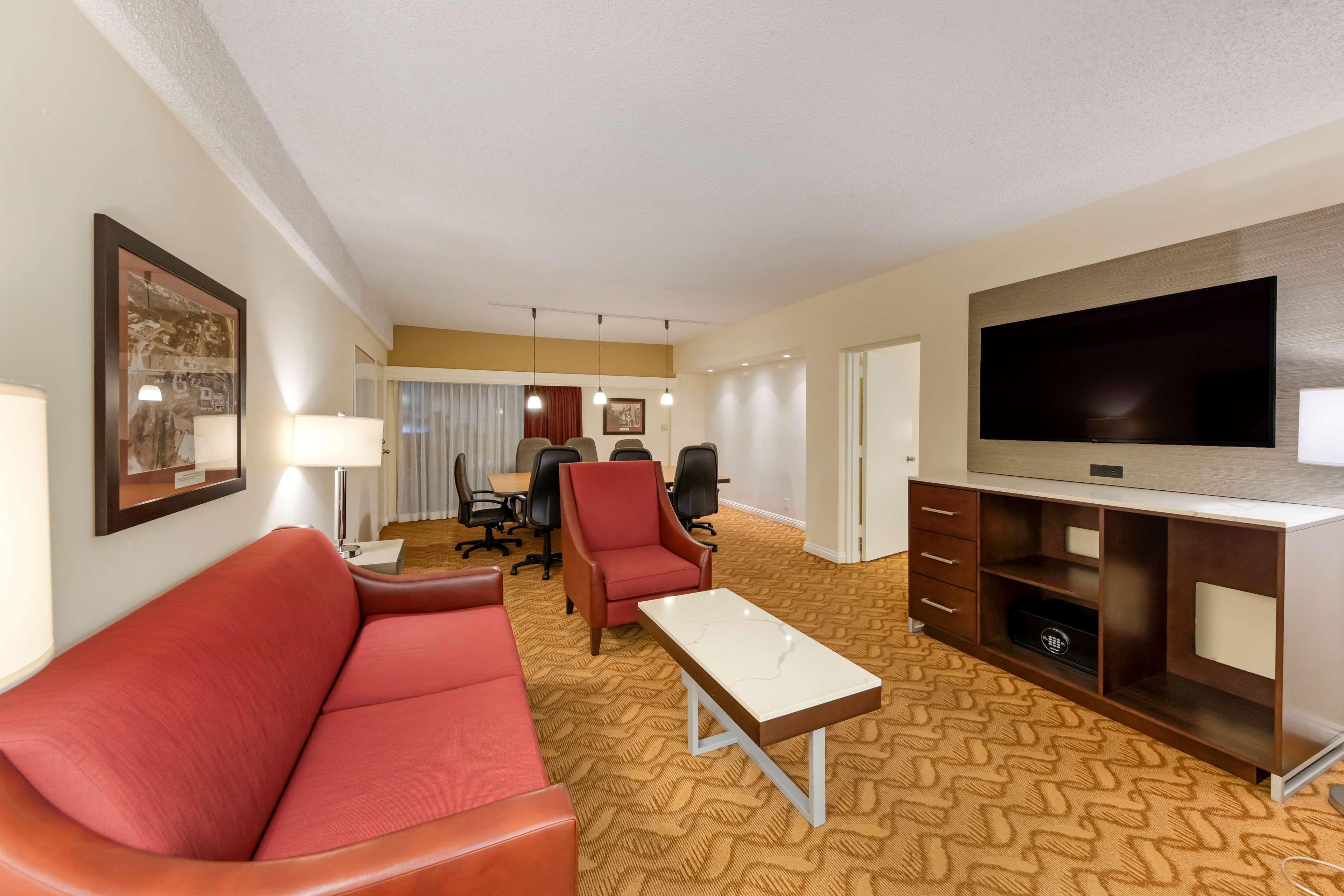 Best Western Plus Thousand Oaks Inn Ngoại thất bức ảnh