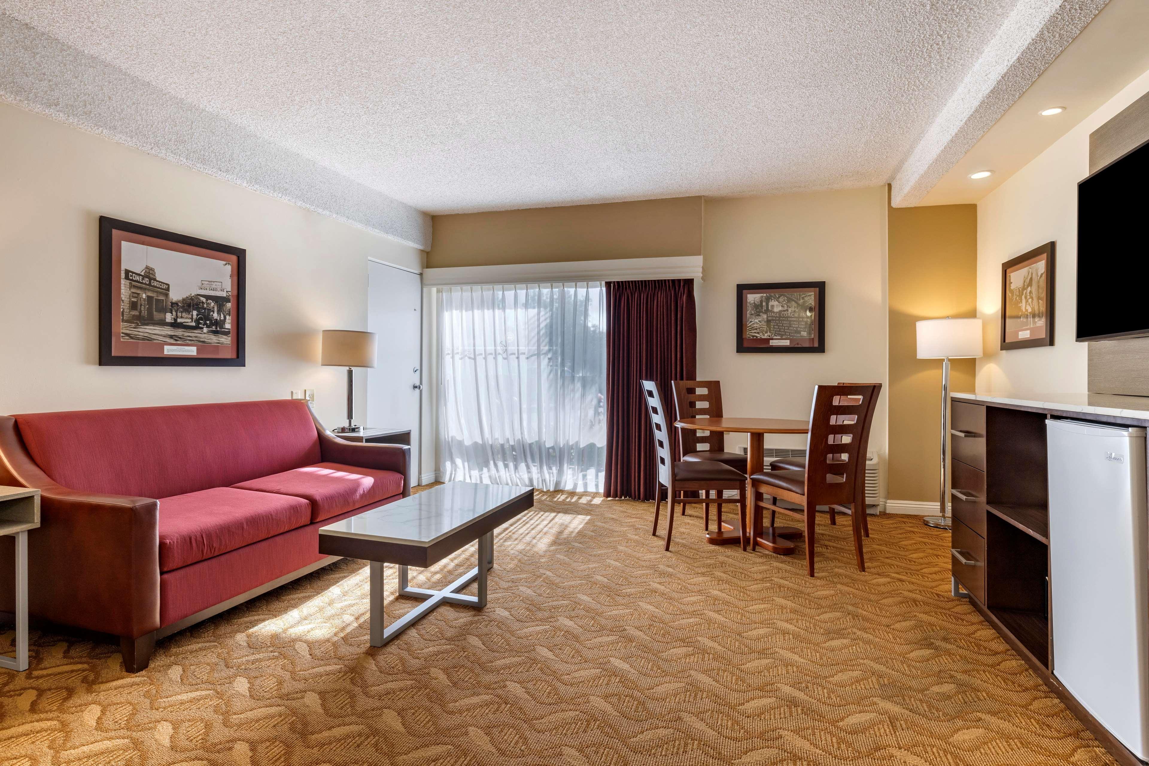 Best Western Plus Thousand Oaks Inn Ngoại thất bức ảnh