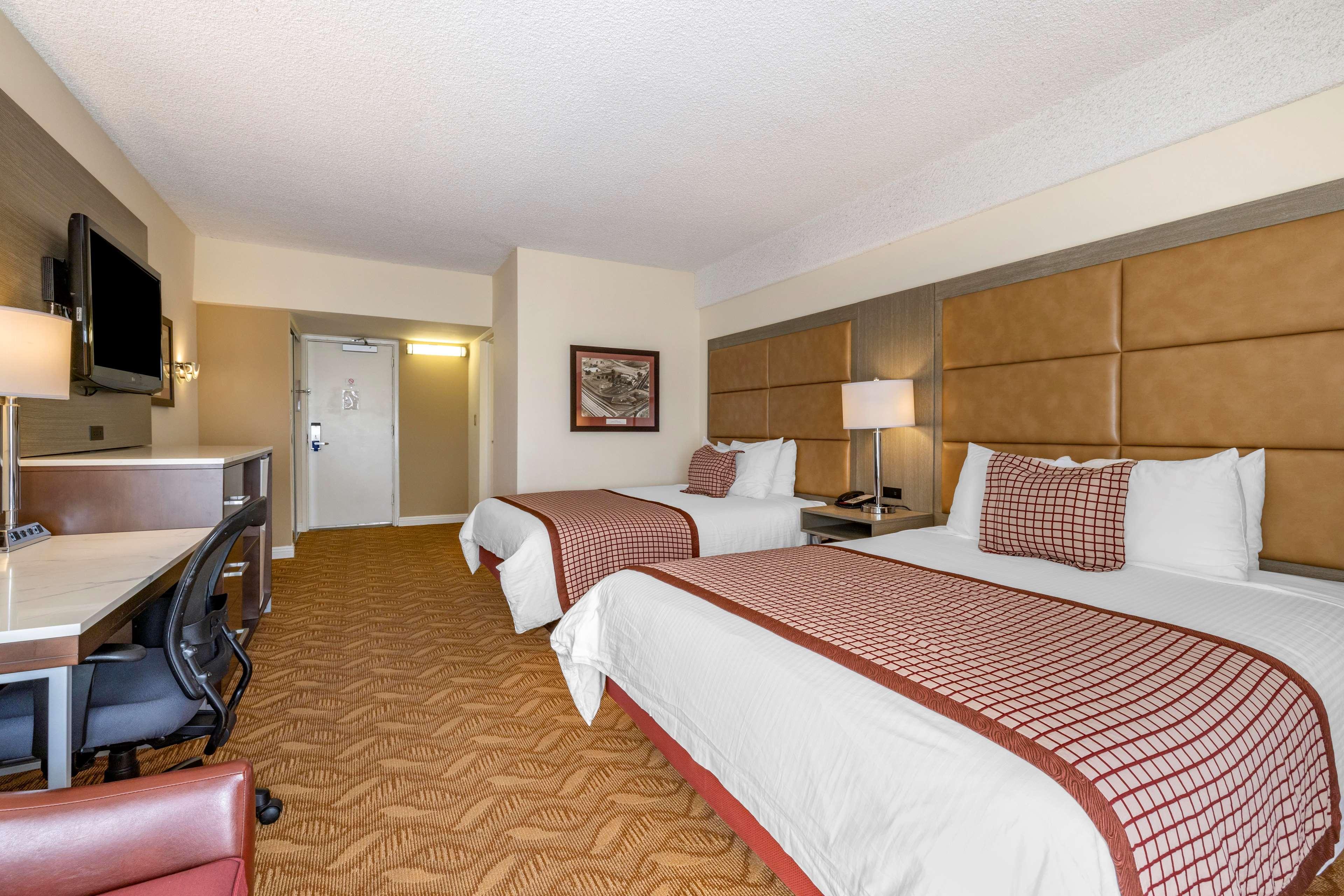 Best Western Plus Thousand Oaks Inn Ngoại thất bức ảnh