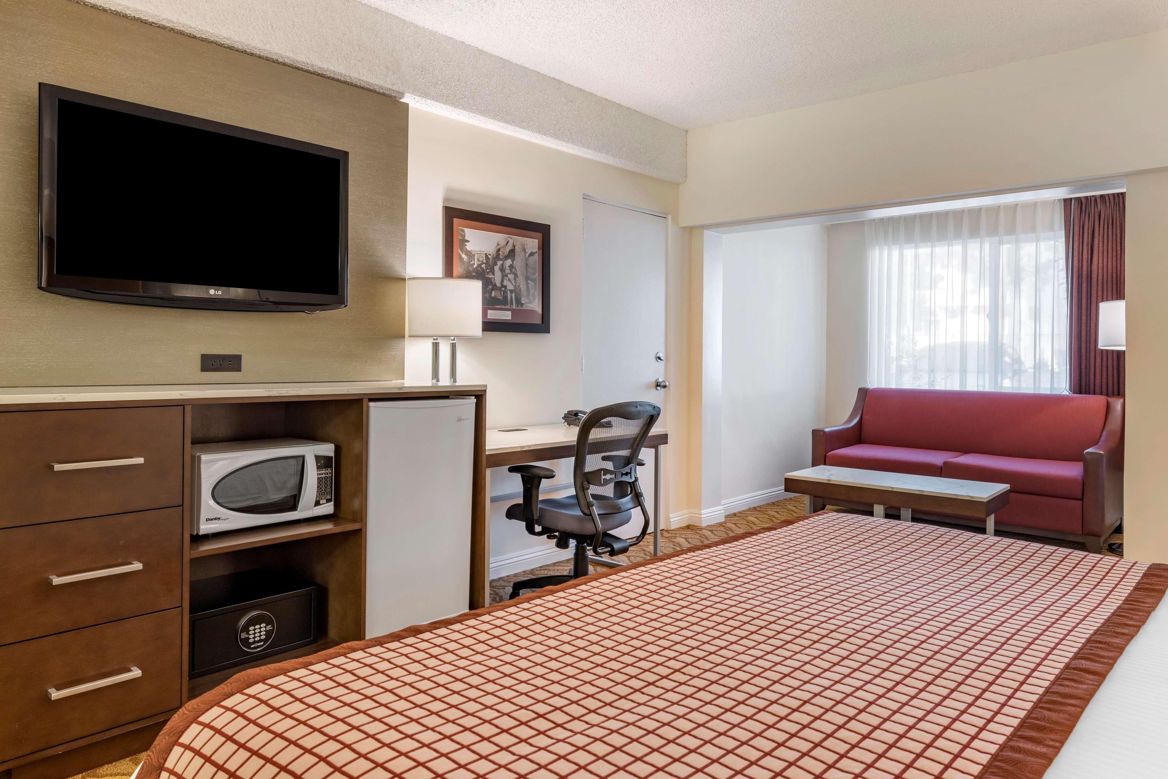 Best Western Plus Thousand Oaks Inn Ngoại thất bức ảnh