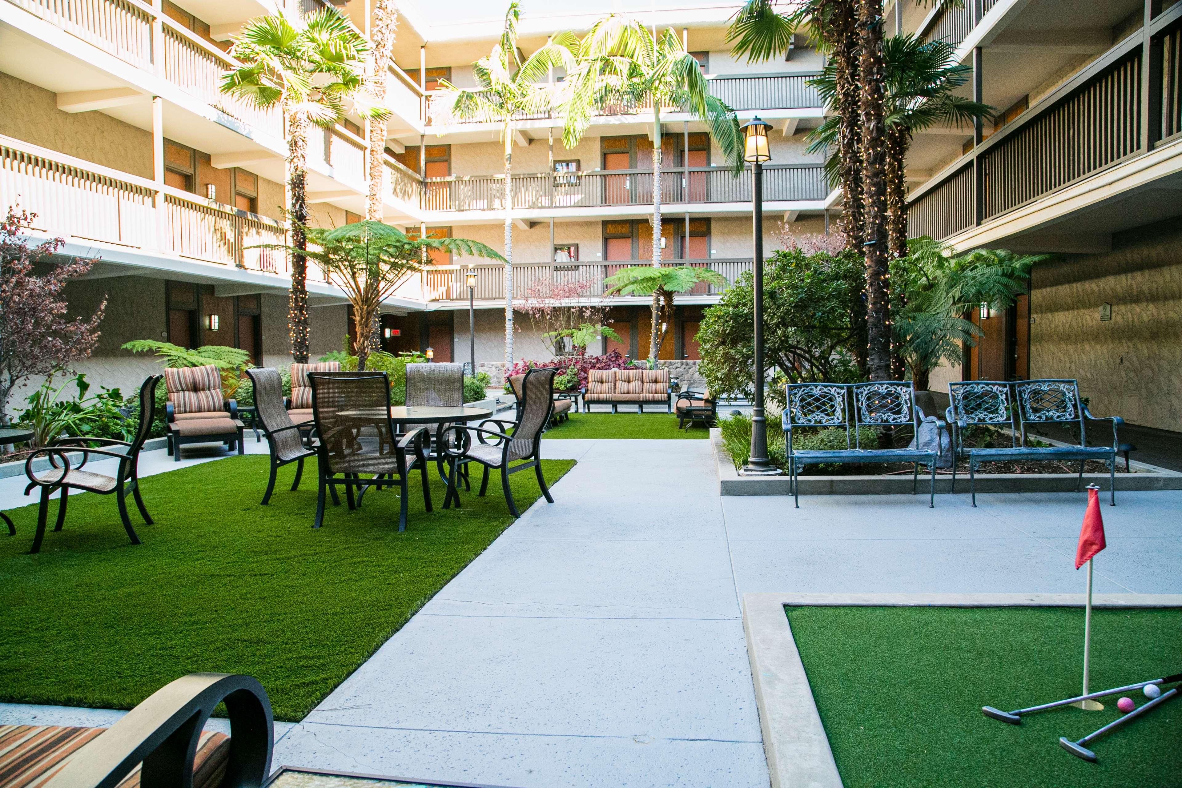 Best Western Plus Thousand Oaks Inn Ngoại thất bức ảnh