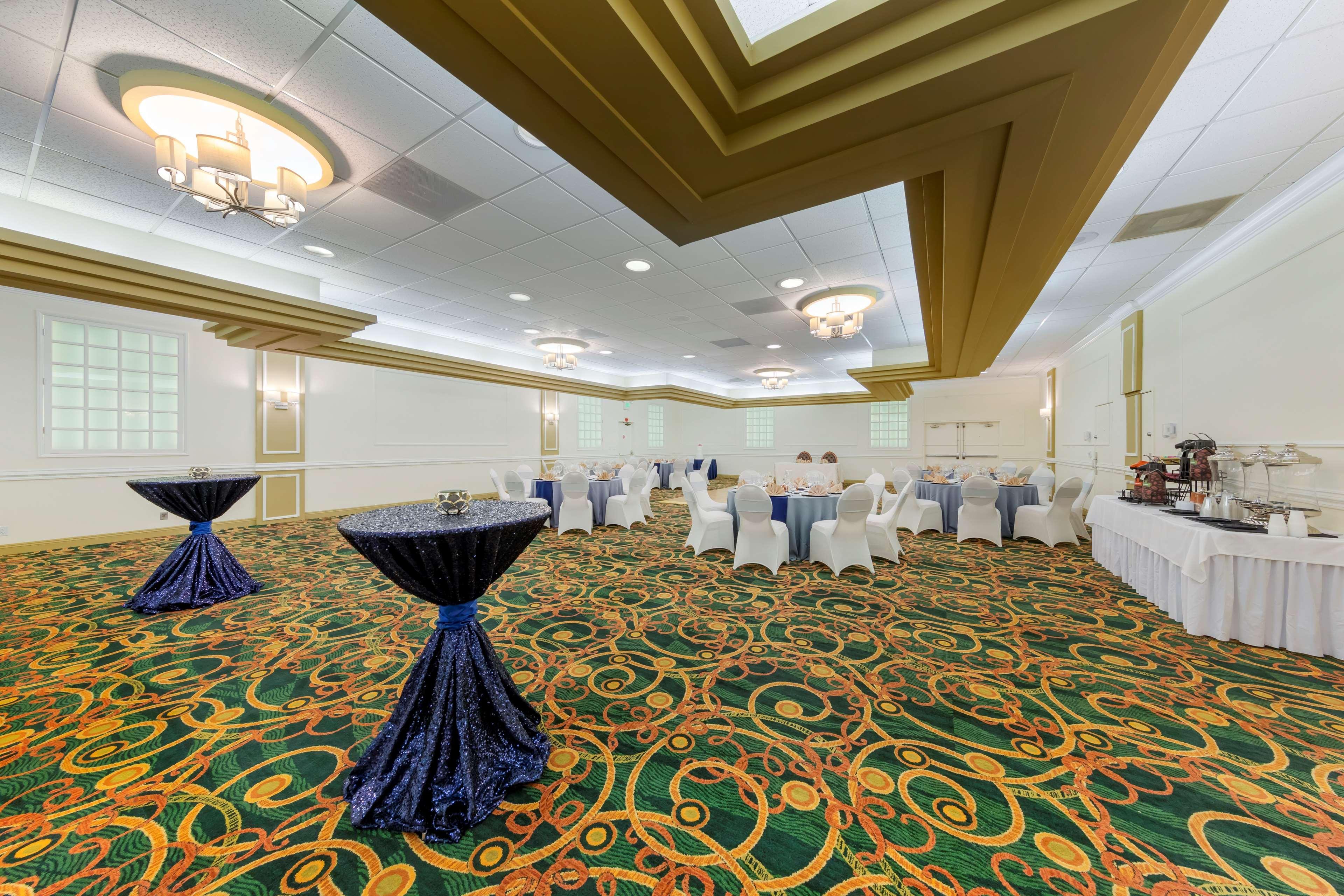Best Western Plus Thousand Oaks Inn Ngoại thất bức ảnh