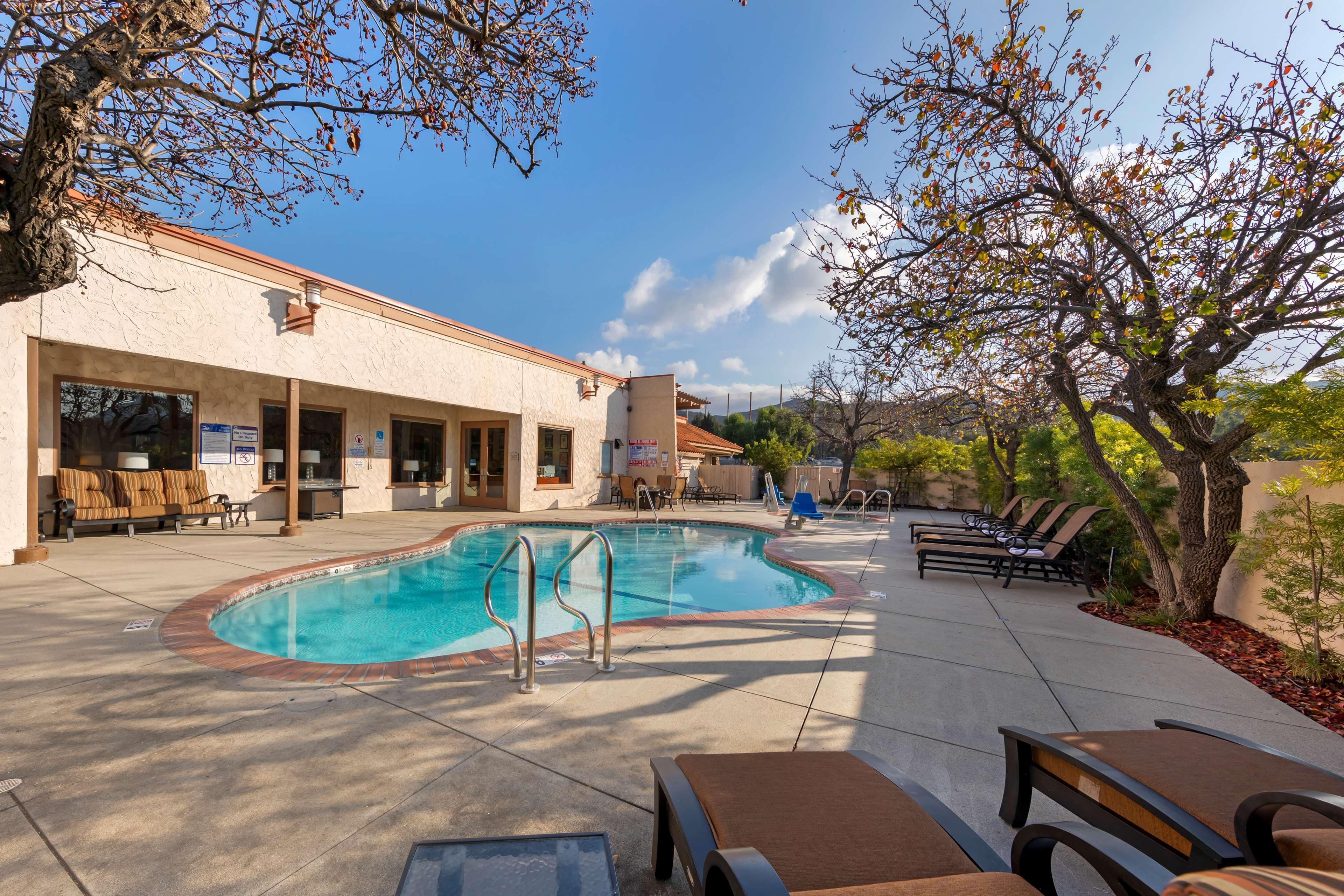 Best Western Plus Thousand Oaks Inn Ngoại thất bức ảnh
