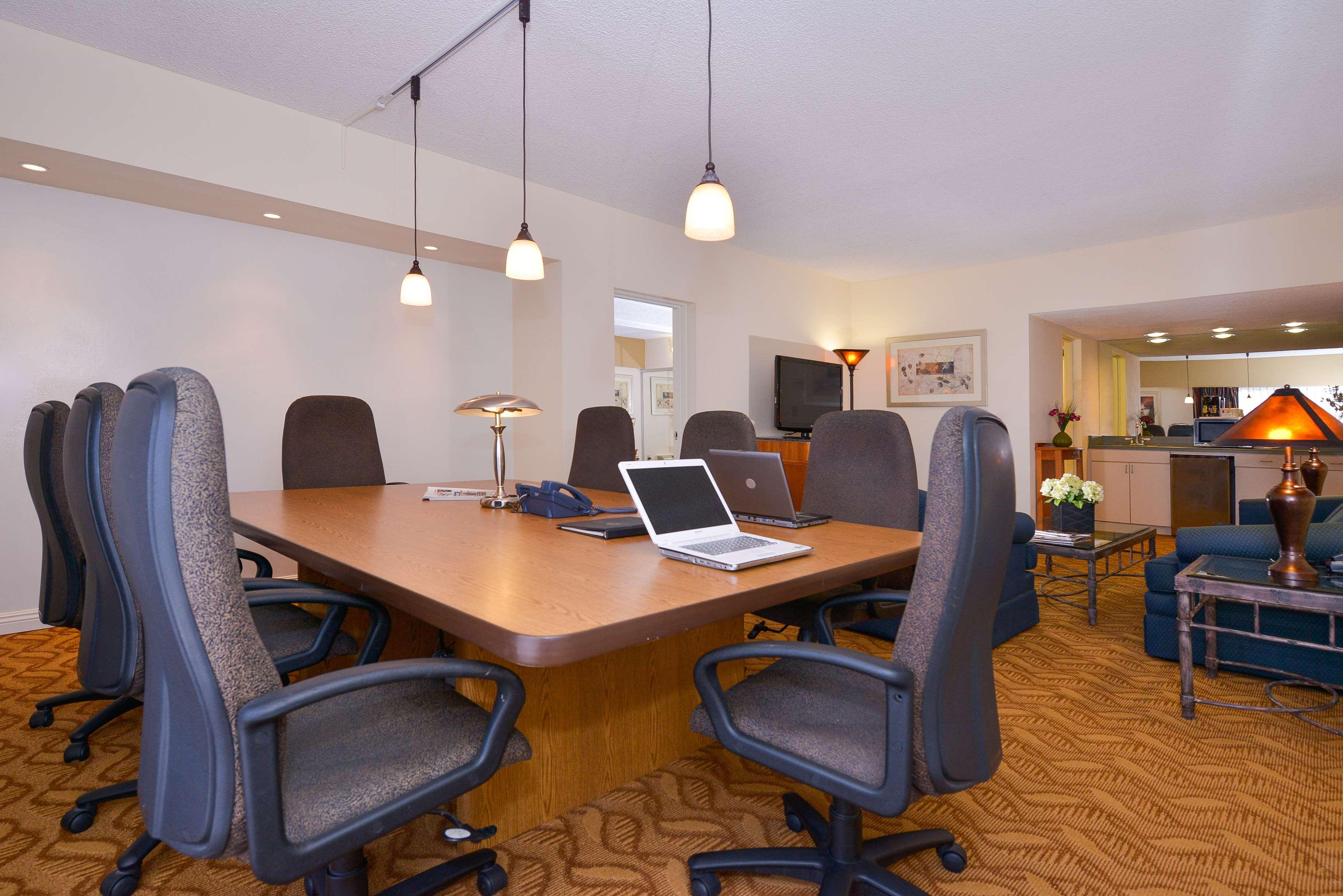 Best Western Plus Thousand Oaks Inn Ngoại thất bức ảnh